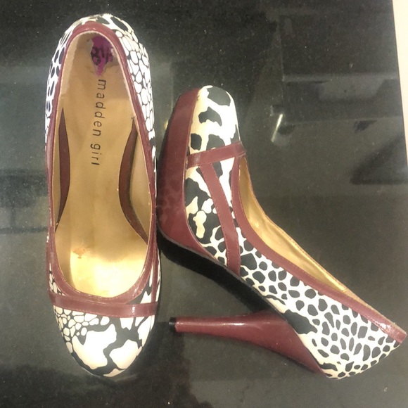Madden girl animal print 5” heels in excellent condition. US size 8 - Picture 3 of 10